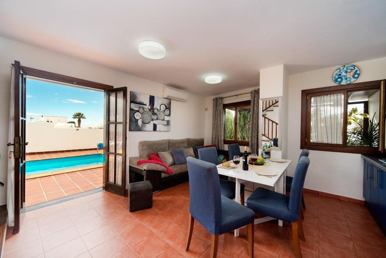 Villa Julianne 1 بويرتو ذيل كارمين المظهر الخارجي الصورة