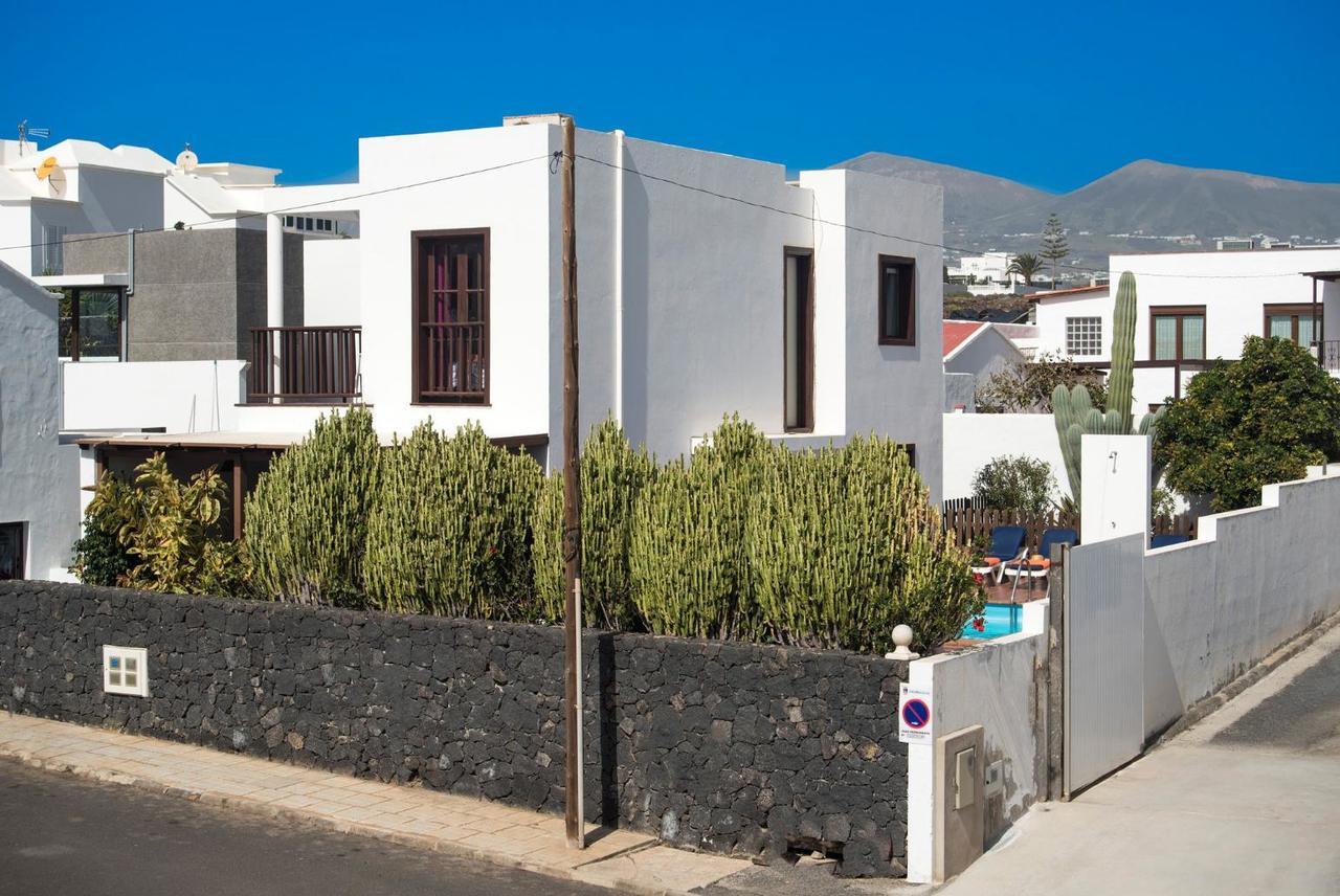Villa Julianne 1 بويرتو ذيل كارمين المظهر الخارجي الصورة